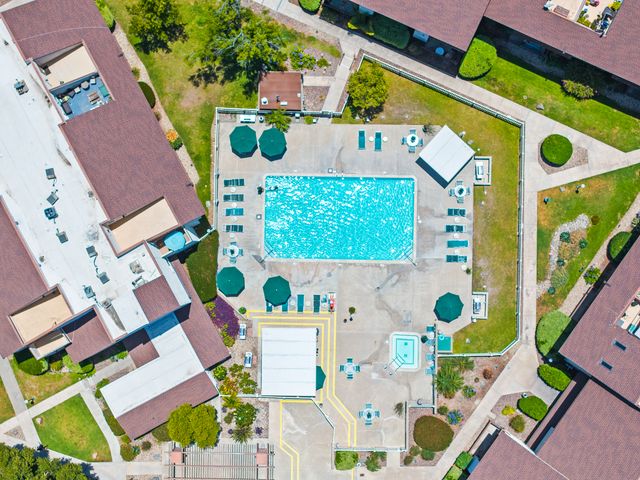 Mission Verde from the air (2)